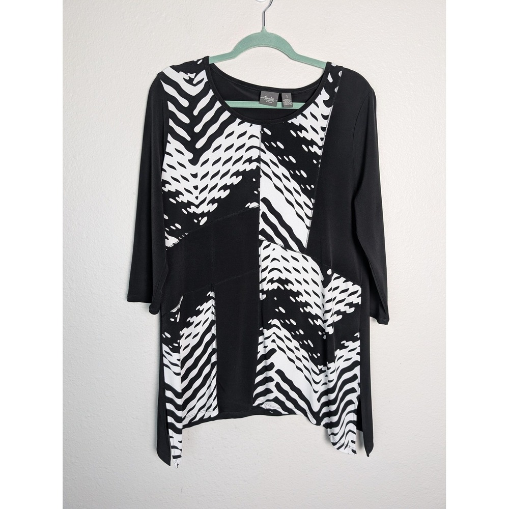 Chico's Travelers Tunic Blouse Womens 1 Black Animal Print Jersey 3/4 Sleeve